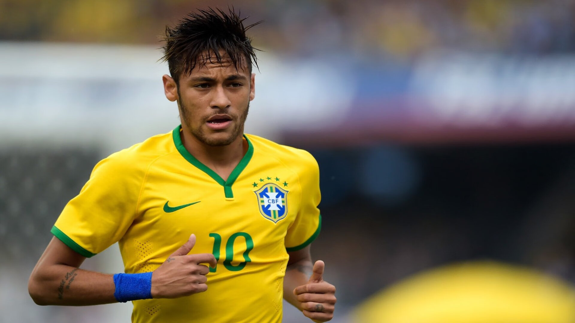 美洲杯精彩逆转：永不言弃的足球精神，足球美洲杯宣传片尺度超大